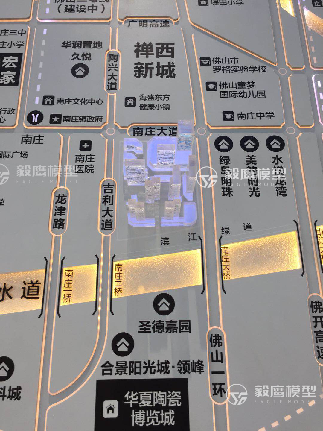 佛山港威CC ONE繽紛匯區(qū)域模型(圖3)